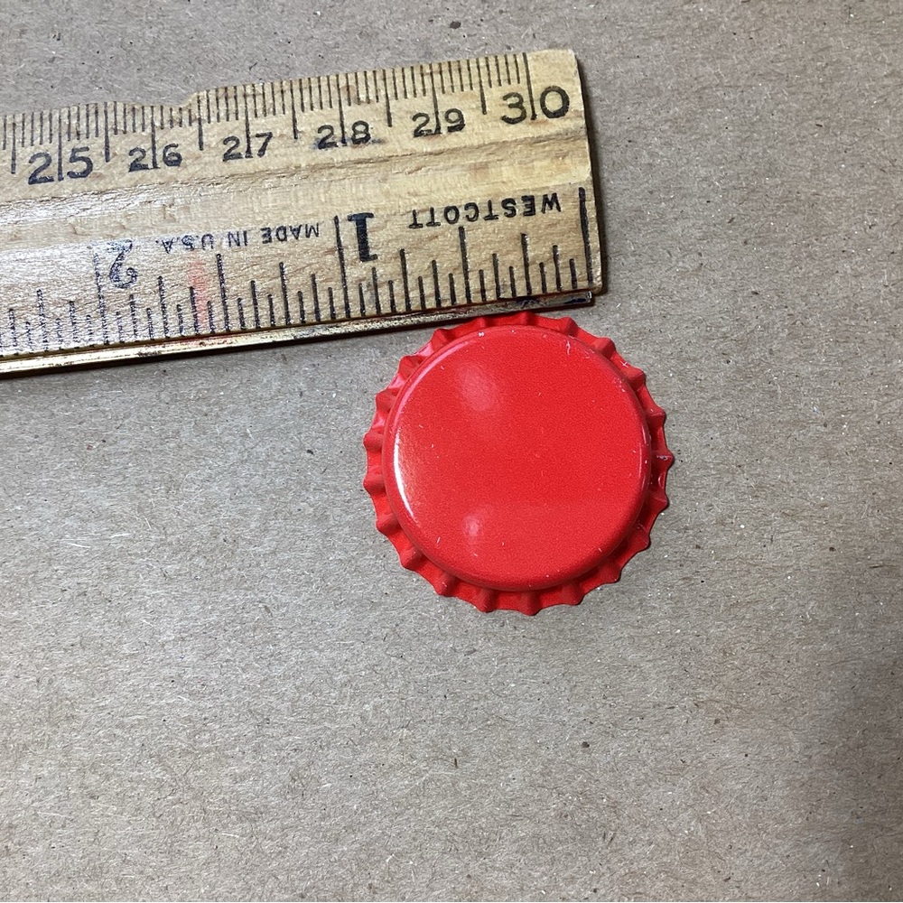 New Metal Bottle Caps for Crafts, Jewelry, Scrapbooking and more. Lot of 100 - Picture 3 of 8